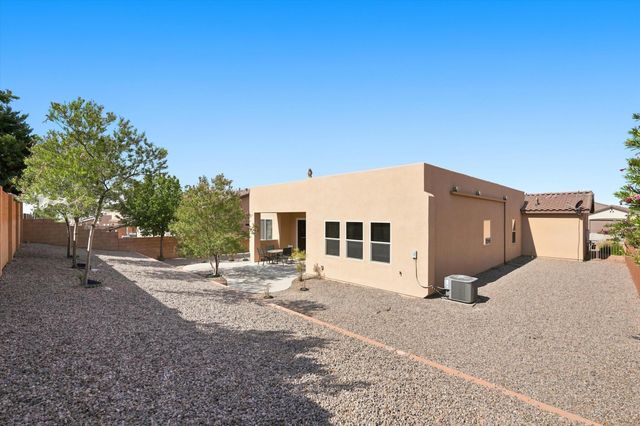1632 Roble Drive SE, Rio Rancho, NM 87124