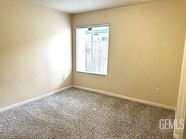 10415 Attleboro Avenue, Bakersfield, CA 93311