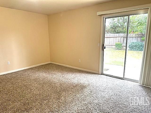 10415 Attleboro Avenue, Bakersfield, CA 93311