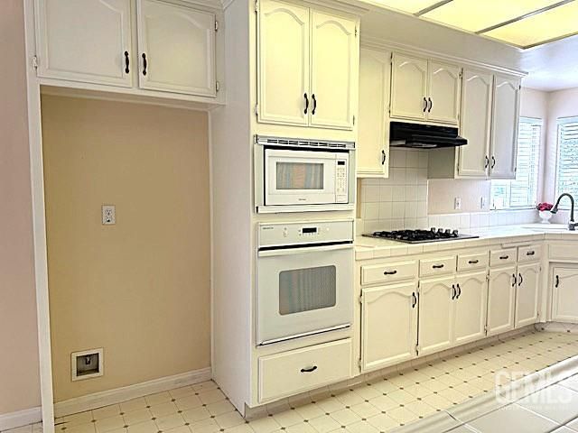 10415 Attleboro Avenue, Bakersfield, CA 93311