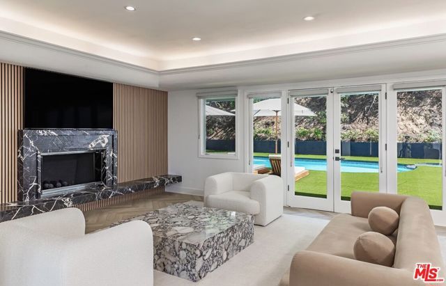 502 Evelyn Place, Beverly Hills, CA 90210