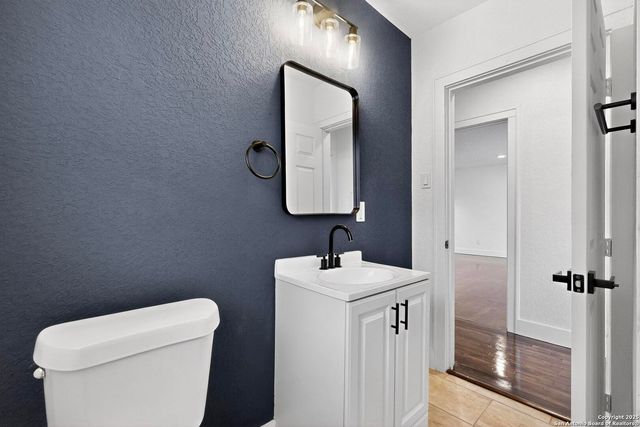 1334 W Theo Ave, San Antonio, TX 78225