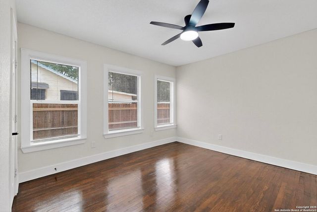 1334 W Theo Ave, San Antonio, TX 78225