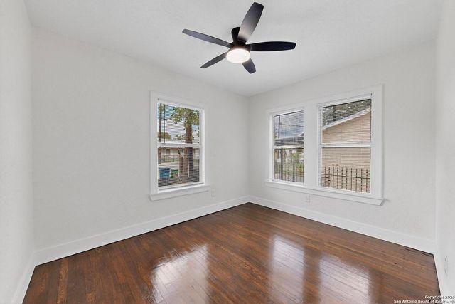 1334 W Theo Ave, San Antonio, TX 78225