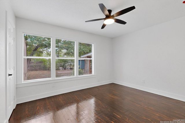 1334 W Theo Ave, San Antonio, TX 78225