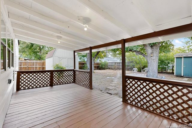 1334 W Theo Ave, San Antonio, TX 78225