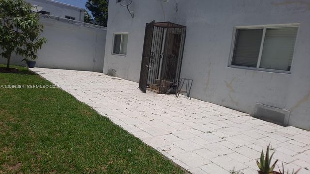412 SW 10th Avenue 4, Miami, FL 33130