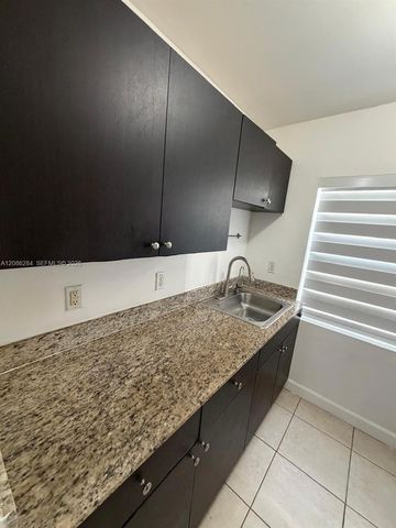 412 SW 10th Avenue 4, Miami, FL 33130