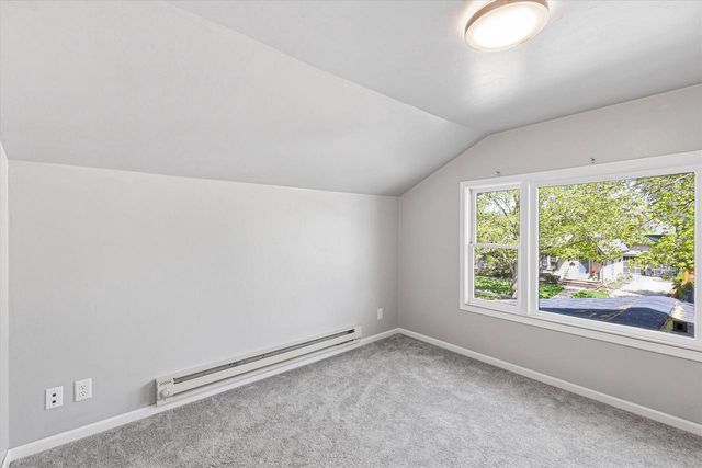 1011 N FAIR STREET, Appleton, WI 54911