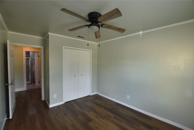 1718 Summit Street, Mesquite, TX 75149