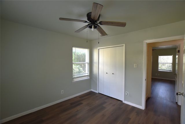 1718 Summit Street, Mesquite, TX 75149