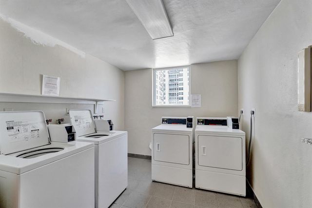 4250 Galt Ocean Drive 9c, Fort Lauderdale, FL 33308
