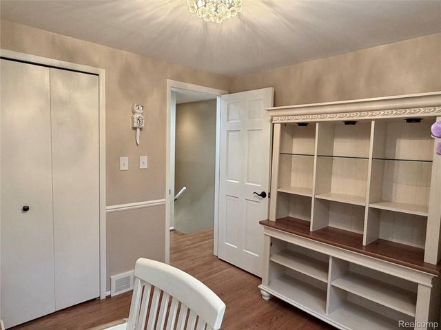 14875 Dogwood Court, Plymouth Charter Township, MI 48170