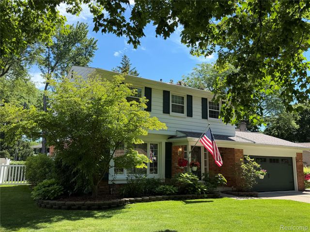 14875 Dogwood Court, Plymouth Charter Township, MI 48170
