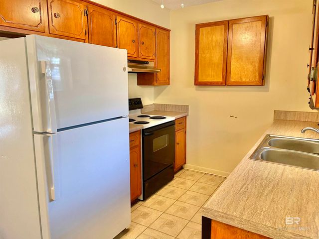 50 Sue Street, Flomaton, AL 36441