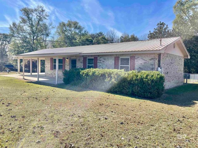 50 Sue Street, Flomaton, AL 36441