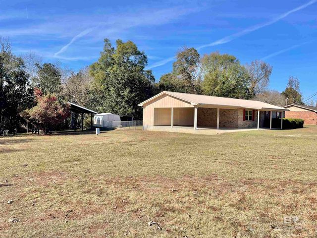 50 Sue Street, Flomaton, AL 36441
