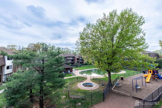 823 Edison Glen Terrace, Edison, NJ 08837
