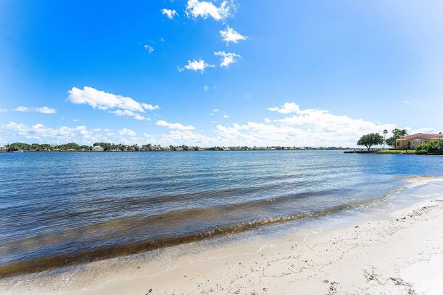 131 Ocean Cay Way 131, Hypoluxo, FL 33462