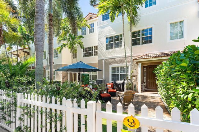 131 Ocean Cay Way 131, Hypoluxo, FL 33462