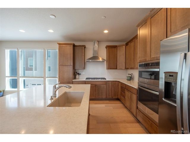 5013 S Queen Ct, Littleton, CO 80127