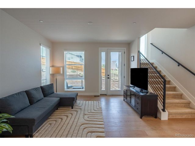 5013 S Queen Ct, Littleton, CO 80127