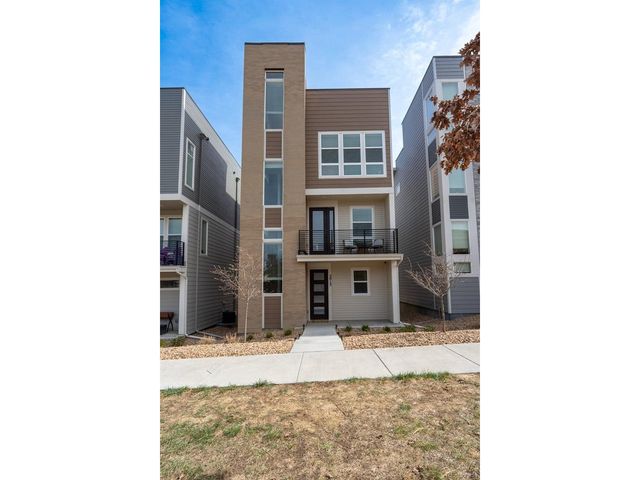 5013 S Queen Ct, Littleton, CO 80127