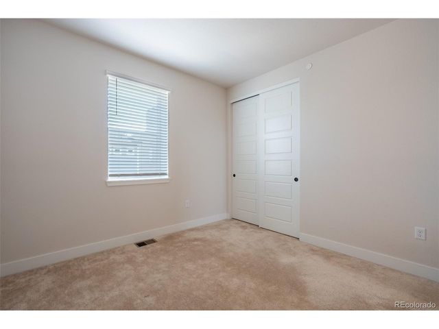 5013 S Queen Ct, Littleton, CO 80127