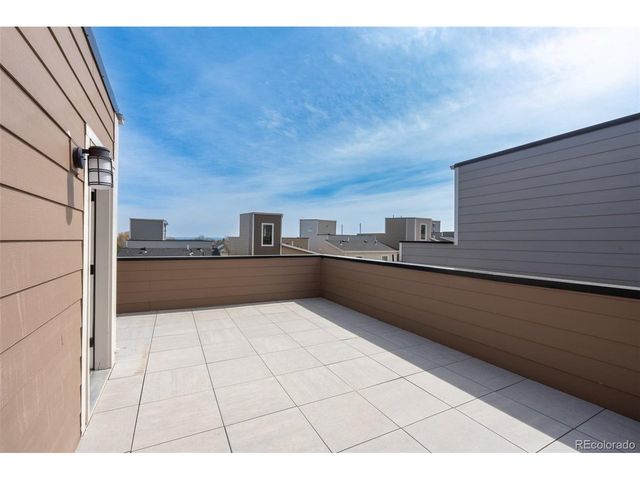 5013 S Queen Ct, Littleton, CO 80127