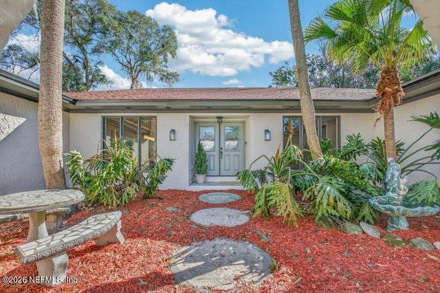 3389 E HERMITAGE Road E, Jacksonville, FL 32277