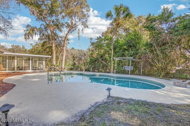 3389 E HERMITAGE Road E, Jacksonville, FL 32277