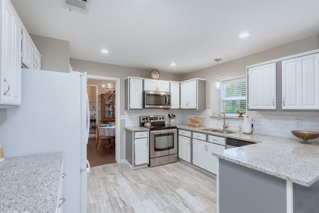 2057 Antwerp Avenue, Plano, TX 75025