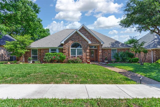 2057 Antwerp Avenue, Plano, TX 75025
