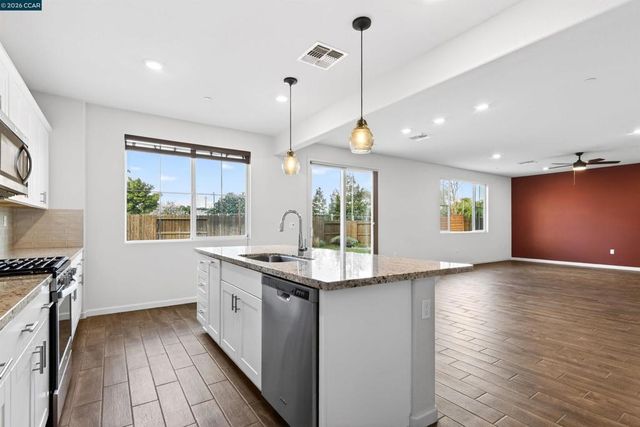 3017 3017 Kenwood Cir, Oakley, CA 94561