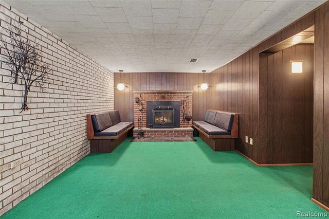 3416 E Pineview Drive, Dexter, MI 48130