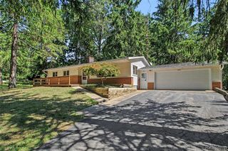 3416 E Pineview Drive, Dexter, MI 48130