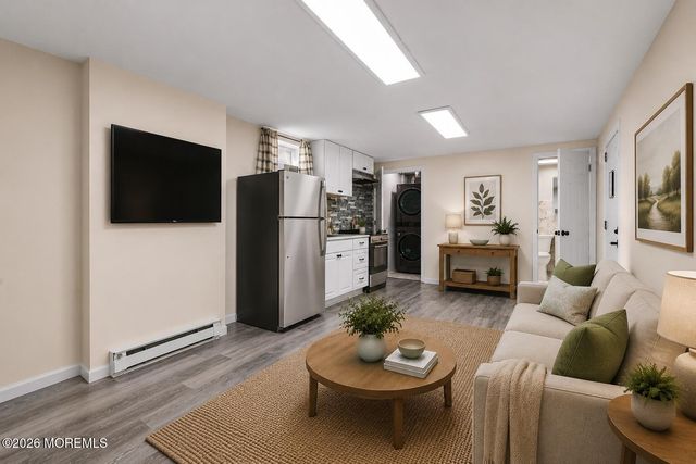 903 Cricket Lane, Woodbridge, NJ 07095