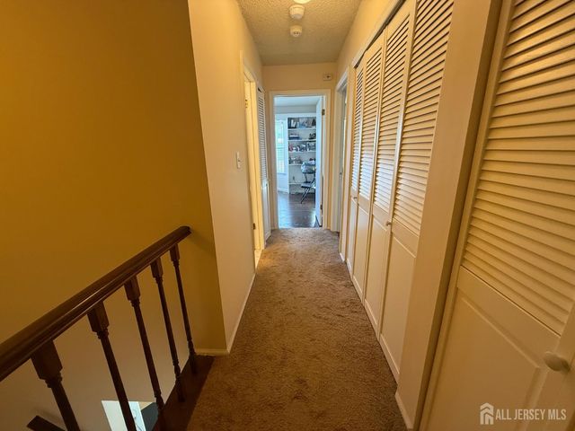 207 Darwin Lane, North Brunswick, NJ 08902