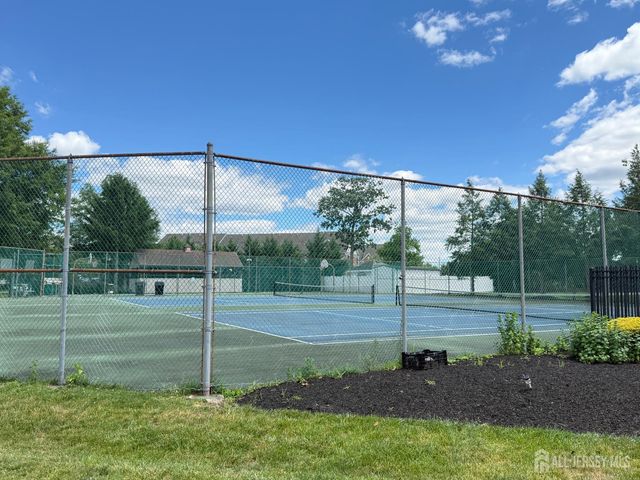 207 Darwin Lane, North Brunswick, NJ 08902