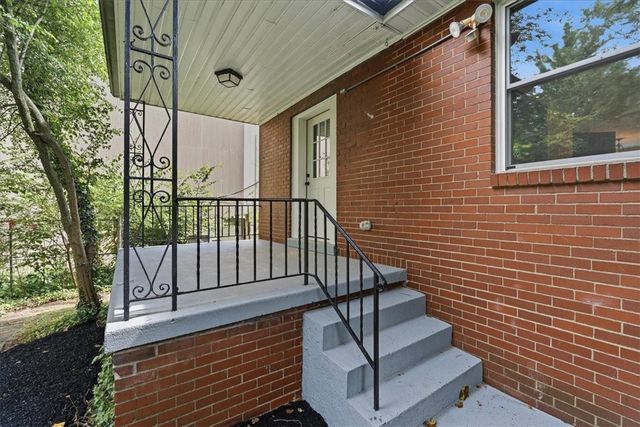 1418 Shady Ave, Squirrel Hill, PA 15217
