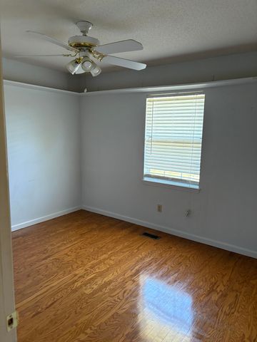 409 Sandalwood Drive, Hixson, TN 37343