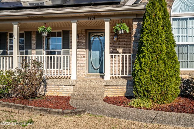 7701 Beagle Pl, Louisville, KY 40219