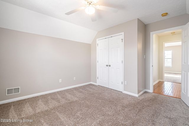 7701 Beagle Pl, Louisville, KY 40219