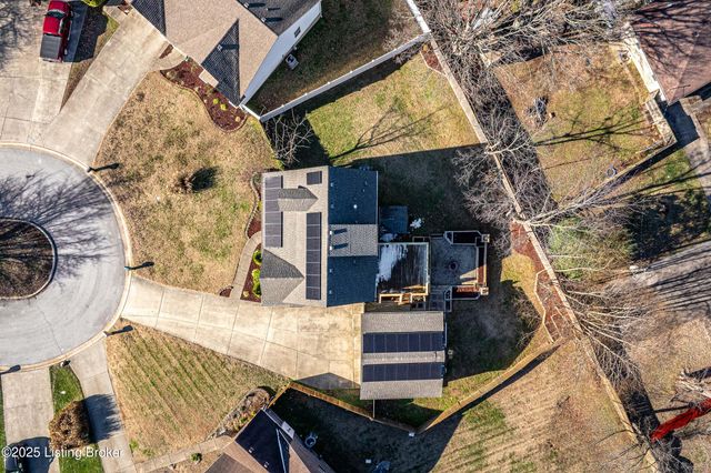 7701 Beagle Pl, Louisville, KY 40219