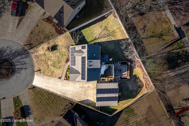 7701 Beagle Pl, Louisville, KY 40219