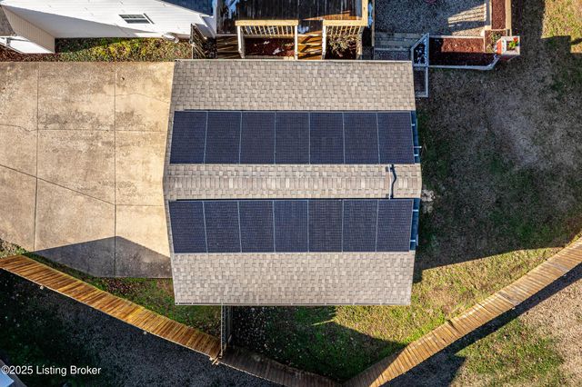 7701 Beagle Pl, Louisville, KY 40219