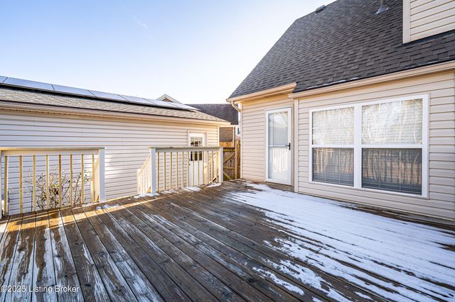 7701 Beagle Pl, Louisville, KY 40219