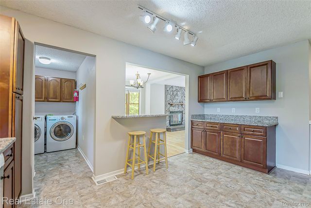8402 Scotia, Hamburg Township, MI 48169
