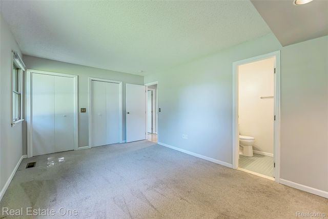 8402 Scotia, Hamburg Township, MI 48169