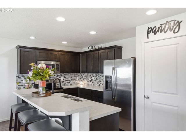 11607 Ne 131ST Pl, Vancouver, WA 98682